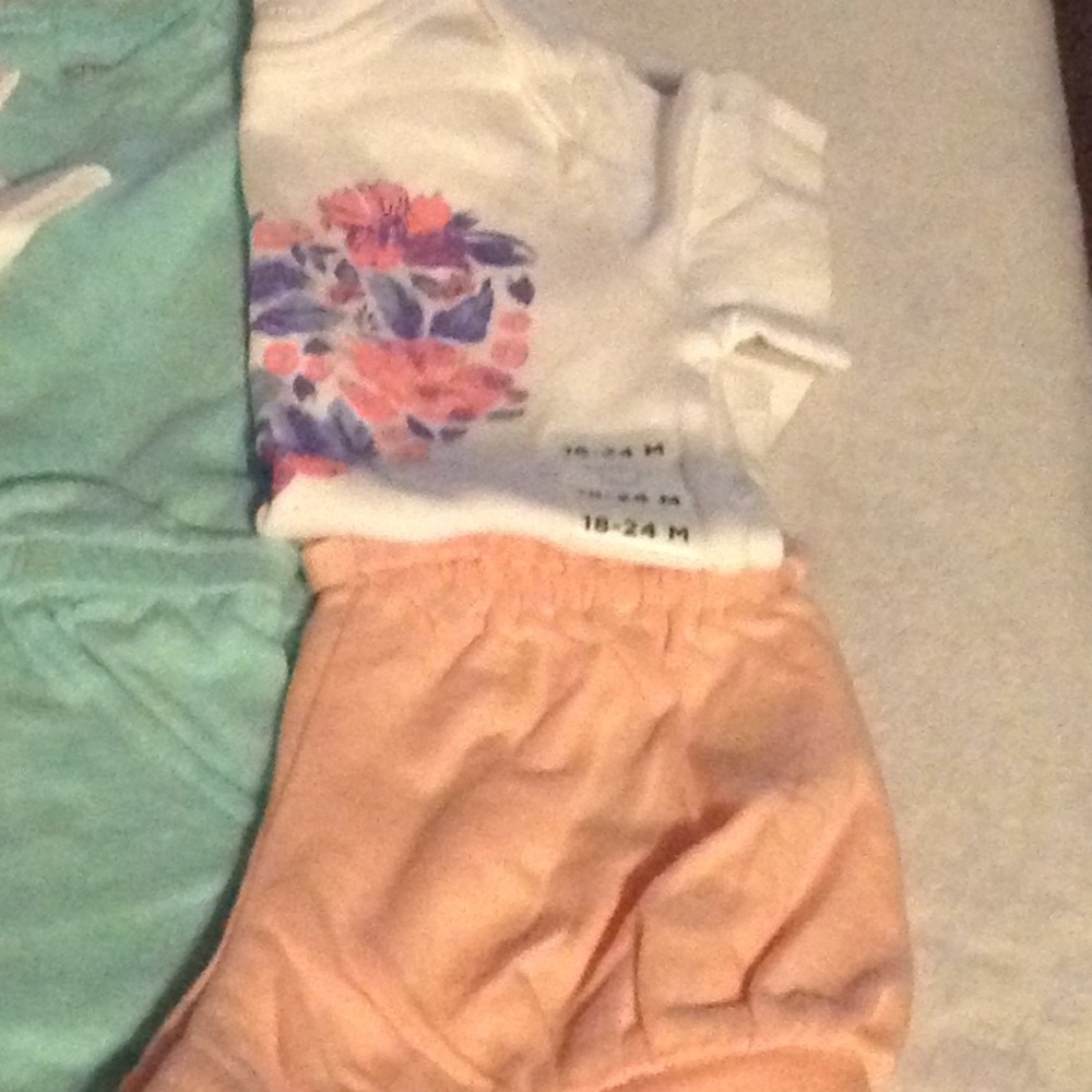 4 outfits